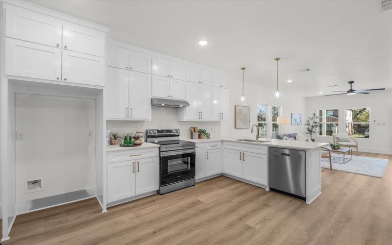 1125 E Humbolt Street, Fort Worth, TX 76104, 4 Bedrooms Bedrooms, ,2 BathroomsBathrooms,Residential,For Sale,1125 E Humbolt Street,0,21131768