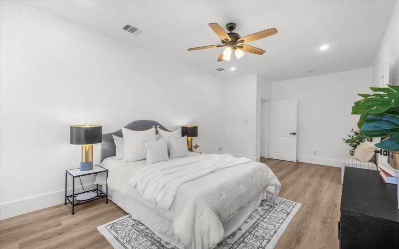 1125 E Humbolt Street, Fort Worth, TX 76104, 4 Bedrooms Bedrooms, ,2 BathroomsBathrooms,Residential,For Sale,1125 E Humbolt Street,0,21131768