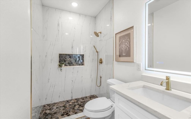 1125 E Humbolt Street, Fort Worth, TX 76104, 4 Bedrooms Bedrooms, ,2 BathroomsBathrooms,Residential,For Sale,1125 E Humbolt Street,0,21131768