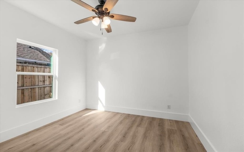 1125 E Humbolt Street, Fort Worth, TX 76104, 4 Bedrooms Bedrooms, ,2 BathroomsBathrooms,Residential,For Sale,1125 E Humbolt Street,0,21131768