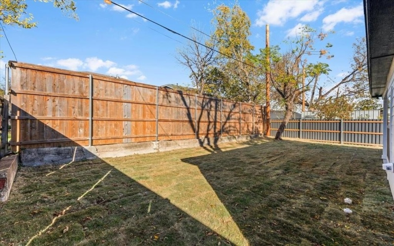 1125 E Humbolt Street, Fort Worth, TX 76104, 4 Bedrooms Bedrooms, ,2 BathroomsBathrooms,Residential,For Sale,1125 E Humbolt Street,0,21131768