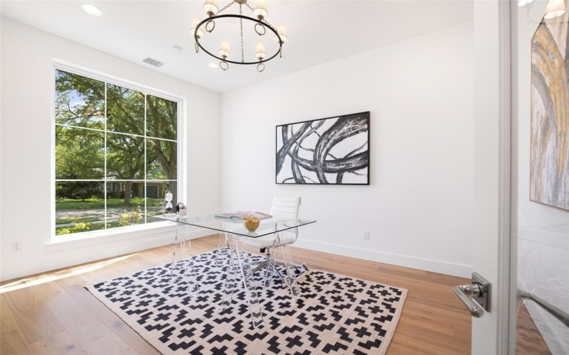 3753 Valley Ridge Road, Dallas, TX 75220, 4 Bedrooms Bedrooms, ,5 BathroomsBathrooms,Residential,For Sale,3753 Valley Ridge Road,0,21131949