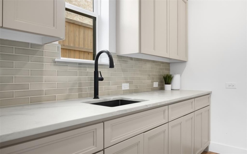 3753 Valley Ridge Road, Dallas, TX 75220, 4 Bedrooms Bedrooms, ,5 BathroomsBathrooms,Residential,For Sale,3753 Valley Ridge Road,0,21131949