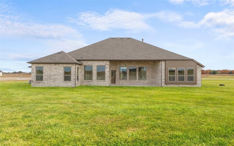 140 Lila Lake Drive, Waxahachie, TX 75165, 5 Bedrooms Bedrooms, ,5 BathroomsBathrooms,Residential,For Sale,140 Lila Lake Drive,0,21131989