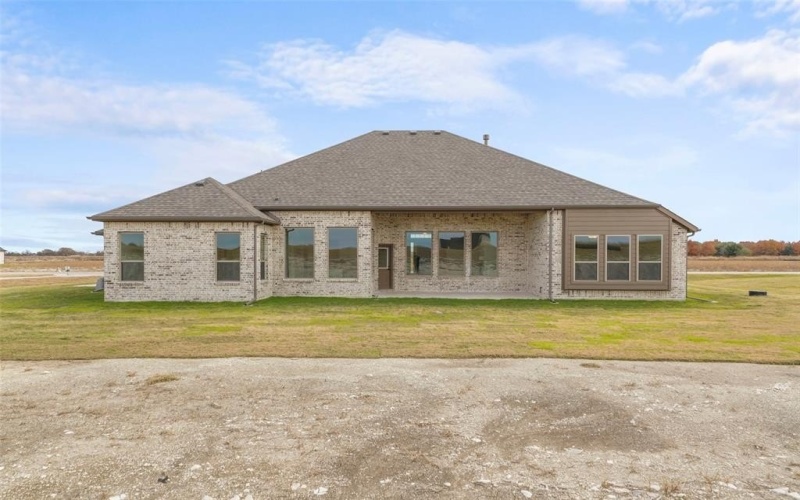 140 Lila Lake Drive, Waxahachie, TX 75165, 5 Bedrooms Bedrooms, ,5 BathroomsBathrooms,Residential,For Sale,140 Lila Lake Drive,0,21131989