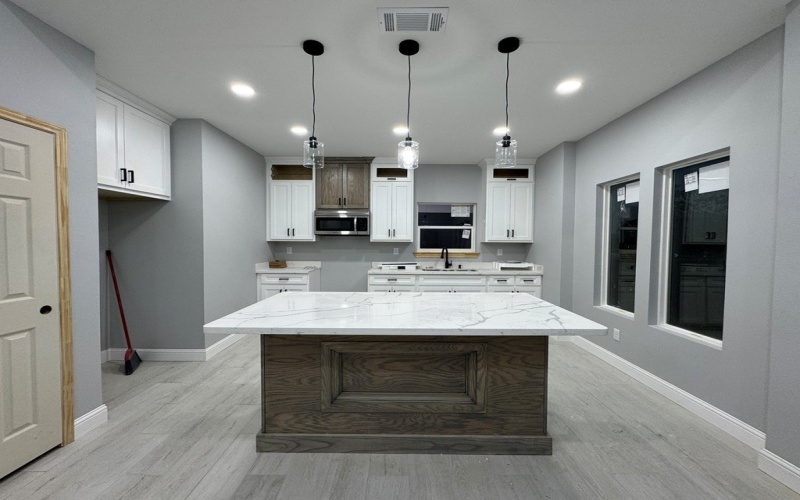 212 Sunrise Loop, Eagle Pass, TX 78852, 3 Bedrooms Bedrooms, ,2 BathroomsBathrooms,Residential,For Sale,212 Sunrise Loop,0,81923