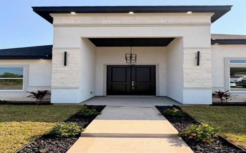 1348 13th Street, Alamo, TX 78516, 4 Bedrooms Bedrooms, ,2 BathroomsBathrooms,Residential,For Sale,1348 13th Street,0,489029