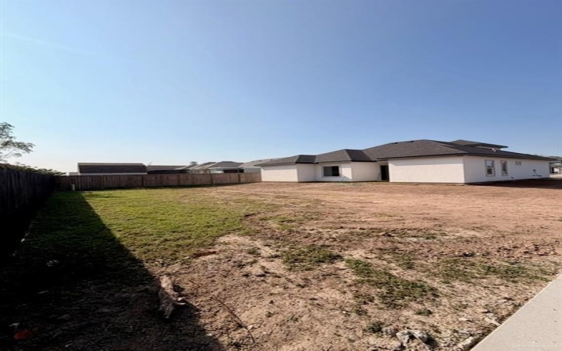 1348 13th Street, Alamo, TX 78516, 4 Bedrooms Bedrooms, ,2 BathroomsBathrooms,Residential,For Sale,1348 13th Street,0,489029