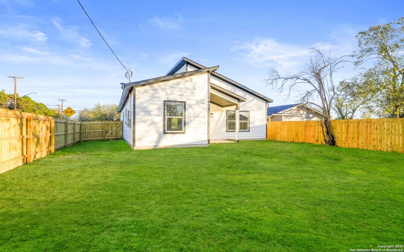 202 Bundy, San Antonio, TX 78220, 3 Habitaciones Habitaciones , ,2 BañosBaños,Residential,En Venta,202 Bundy,0,1918796