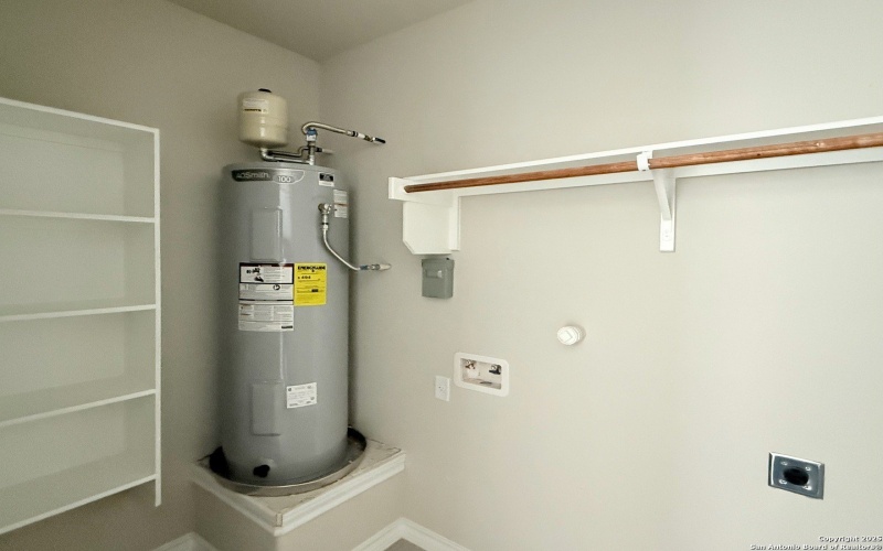 411 Moselle, San Antonio, TX 78237, 3 Bedrooms Bedrooms, ,2 BathroomsBathrooms,Residential,For Sale,411 Moselle,0,1928349