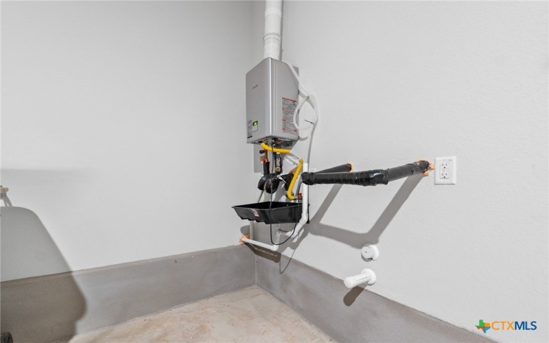 508 Possumhaw Lane, San Marcos, TX 78666, 3 Bedrooms Bedrooms, ,2 BathroomsBathrooms,Residential,For Sale,508 Possumhaw Lane,0,599912