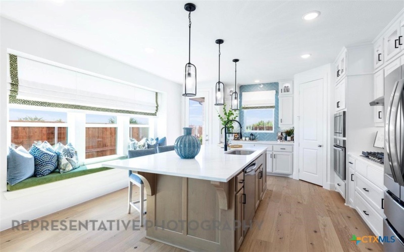 209 Menlo Bend, Liberty Hill, TX 78642, 4 Bedrooms Bedrooms, ,3 BathroomsBathrooms,Residential,For Sale,209 Menlo Bend,0,599923