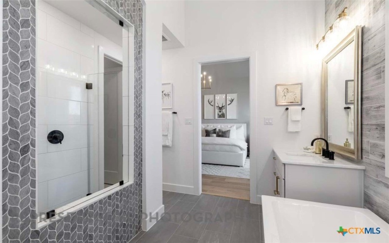 110 Carino Cove, Boerne, TX 78006, 4 Bedrooms Bedrooms, ,5 BathroomsBathrooms,Residential,For Sale,110 Carino Cove,0,599926