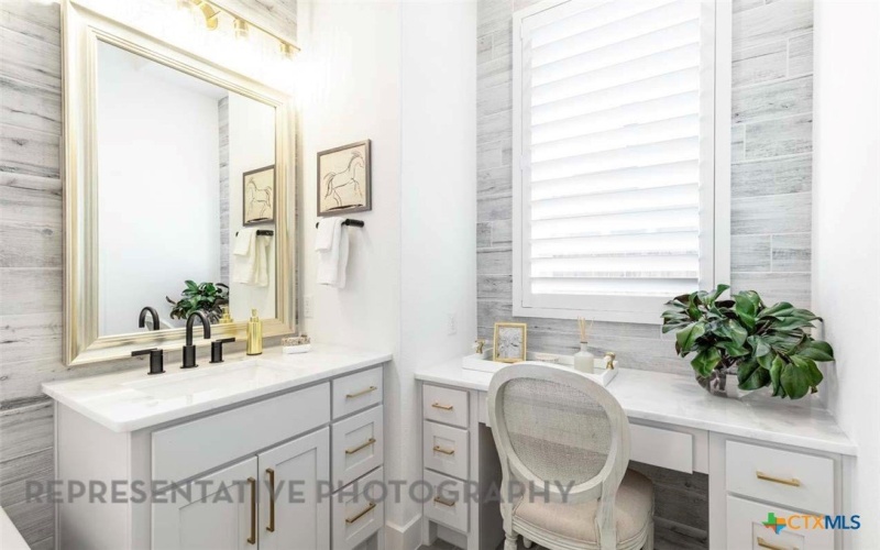 110 Carino Cove, Boerne, TX 78006, 4 Bedrooms Bedrooms, ,5 BathroomsBathrooms,Residential,For Sale,110 Carino Cove,0,599926