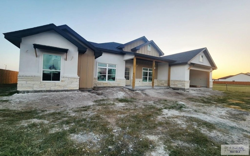 9841 HEIGHTS NORTH, HARLINGEN, TX 78552, 4 Habitaciones Habitaciones , ,2 BañosBaños,Residential,En Venta,9841 HEIGHTS NORTH,0,29770618