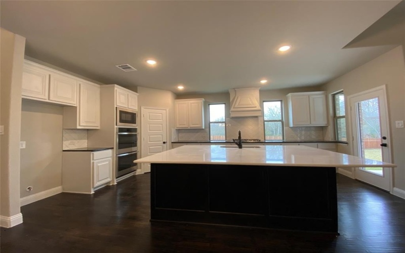 550 Aldred Street, Greenville, TX 75401, 5 Habitaciones Habitaciones , ,5 BañosBaños,Residential,En Venta,550 Aldred Street,0,21090050