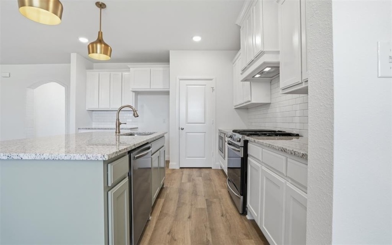 11708 Blackfoot Court, Godley, TX 76044, 3 Bedrooms Bedrooms, ,2 BathroomsBathrooms,Residential,For Sale,11708 Blackfoot Court,0,21129855