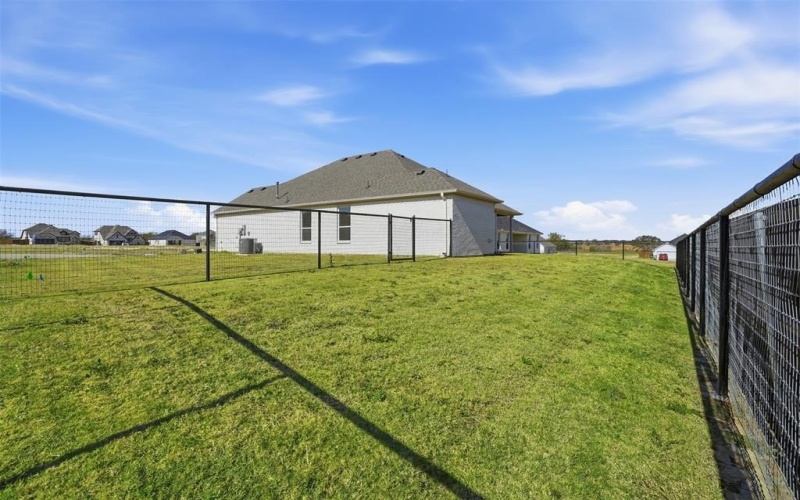 11708 Blackfoot Court, Godley, TX 76044, 3 Bedrooms Bedrooms, ,2 BathroomsBathrooms,Residential,For Sale,11708 Blackfoot Court,0,21129855