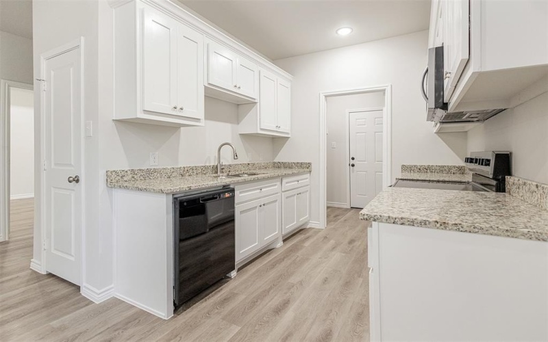 6144 Shawnee Drive, Mabank, TX 75156, 3 Habitaciones Habitaciones , ,2 BañosBaños,Residential,En Venta,6144 Shawnee Drive,0,21130548