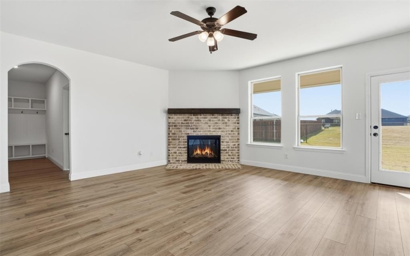 11701 Blackfoot Court, Godley, TX 76044, 3 Bedrooms Bedrooms, ,2 BathroomsBathrooms,Residential,For Sale,11701 Blackfoot Court,0,21130692