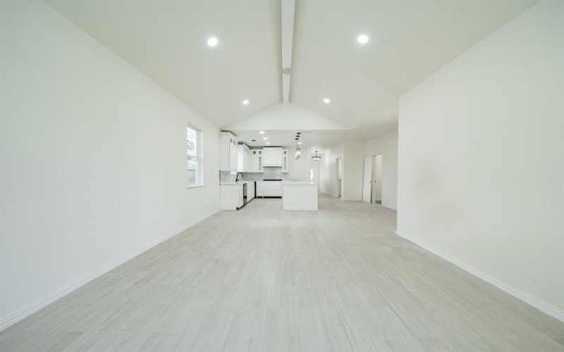 373 5TH Street NW, Paris, TX 75460, 3 Habitaciones Habitaciones , ,2 BañosBaños,Residential,En Venta,373 5TH Street NW,0,21131317