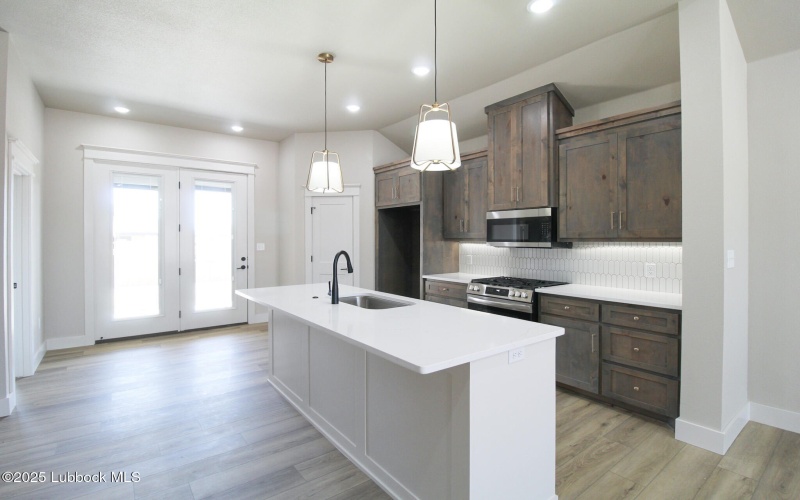 5807 Venita Avenue, Lubbock, TX 79407, 3 Habitaciones Habitaciones , ,2 BañosBaños,Residential,En Venta,5807 Venita Avenue,202552480
