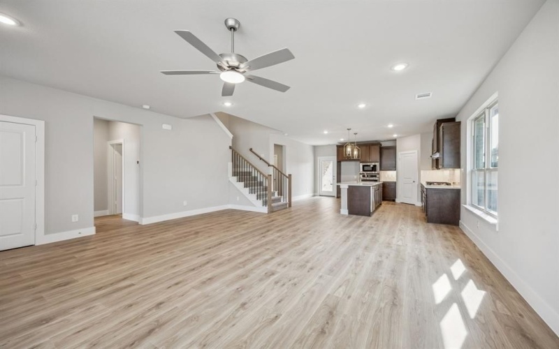 432 Lost Creek Trail, Waxahachie, TX 75165, 3 Bedrooms Bedrooms, ,2 BathroomsBathrooms,Residential,For Sale,432 Lost Creek Trail,0,21132383