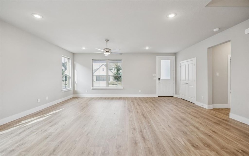 432 Lost Creek Trail, Waxahachie, TX 75165, 3 Bedrooms Bedrooms, ,2 BathroomsBathrooms,Residential,For Sale,432 Lost Creek Trail,0,21132383