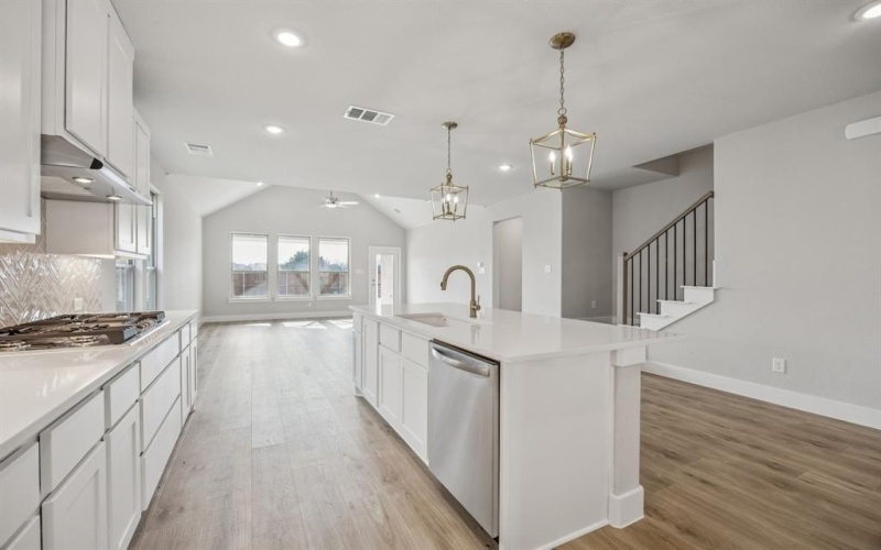 440 Lost Creek Trail, Waxahachie, TX 75165, 4 Bedrooms Bedrooms, ,3 BathroomsBathrooms,Residential,For Sale,440 Lost Creek Trail,0,21132406