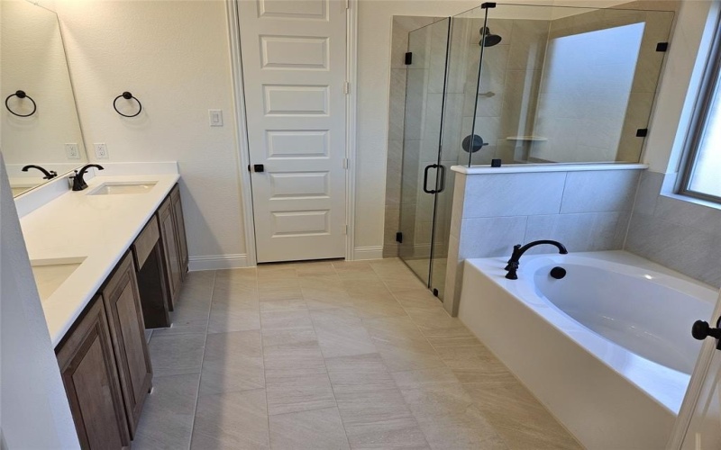 2608 Silo Lane, Howe, TX 75459, 4 Habitaciones Habitaciones , ,3 BañosBaños,Residential,En Venta,2608 Silo Lane,0,21132408