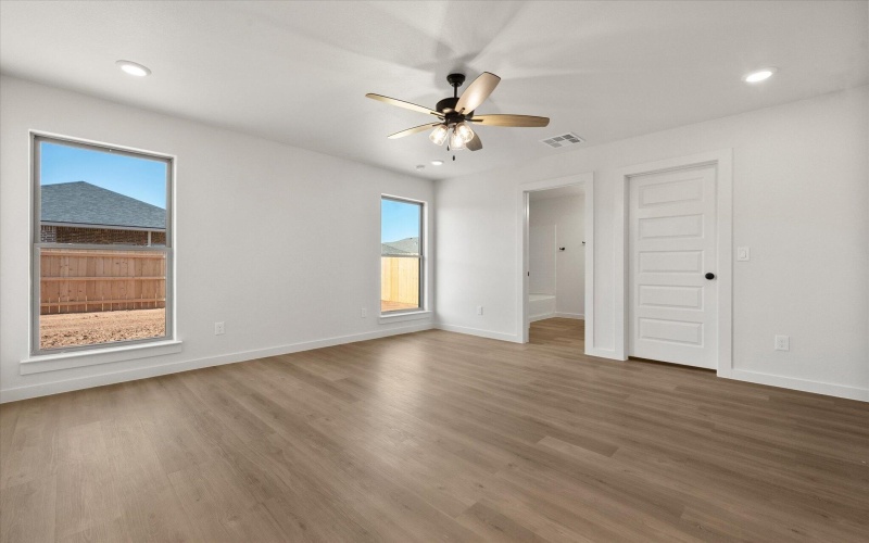 2403 Aberdeen Avenue, Wolfforth, TX 79382, 3 Bedrooms Bedrooms, ,2 BathroomsBathrooms,Residential,For Sale,2403 Aberdeen Avenue,0,202564116