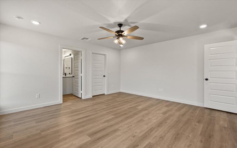 2403 Aberdeen Avenue, Wolfforth, TX 79382, 3 Bedrooms Bedrooms, ,2 BathroomsBathrooms,Residential,For Sale,2403 Aberdeen Avenue,0,202564116