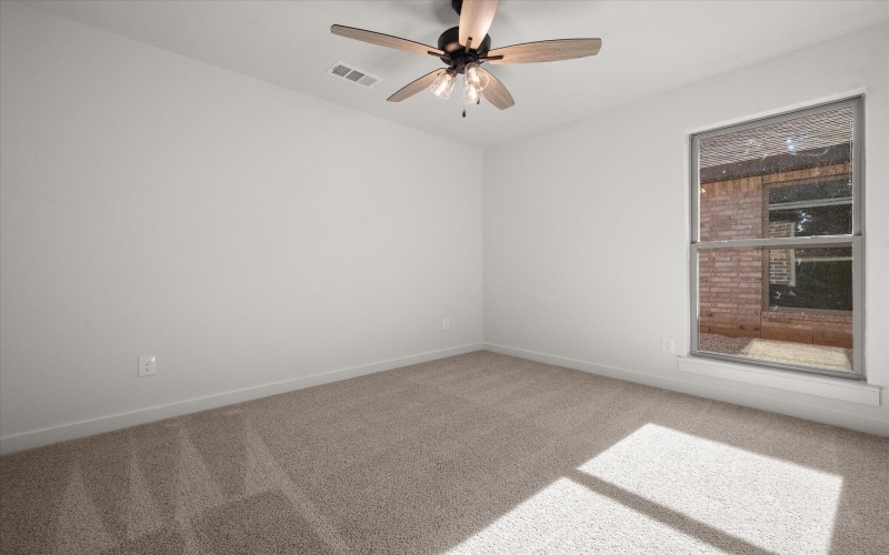 2404 Aberdeen Avenue, Wolfforth, TX 79382, 3 Bedrooms Bedrooms, ,2 BathroomsBathrooms,Residential,For Sale,2404 Aberdeen Avenue,0,202564117