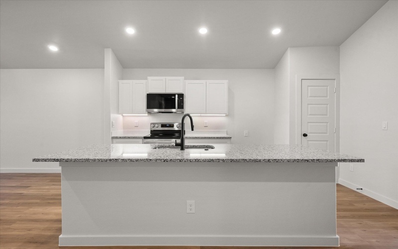 2404 Aberdeen Avenue, Wolfforth, TX 79382, 3 Bedrooms Bedrooms, ,2 BathroomsBathrooms,Residential,For Sale,2404 Aberdeen Avenue,0,202564117