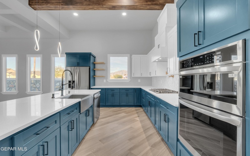 5612 RIO BONITO Circle, El Paso, TX 79932, 4 Bedrooms Bedrooms, ,5 BathroomsBathrooms,Residential,For Sale,5612 RIO BONITO Circle,0,935149