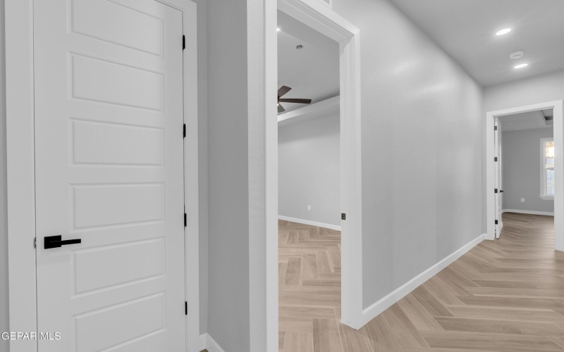 5612 RIO BONITO Circle, El Paso, TX 79932, 4 Bedrooms Bedrooms, ,5 BathroomsBathrooms,Residential,For Sale,5612 RIO BONITO Circle,0,935149