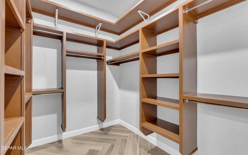 5612 RIO BONITO Circle, El Paso, TX 79932, 4 Bedrooms Bedrooms, ,5 BathroomsBathrooms,Residential,For Sale,5612 RIO BONITO Circle,0,935149