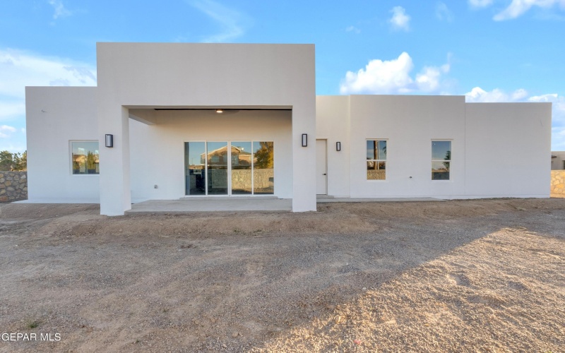 5612 RIO BONITO Circle, El Paso, TX 79932, 4 Bedrooms Bedrooms, ,5 BathroomsBathrooms,Residential,For Sale,5612 RIO BONITO Circle,0,935149