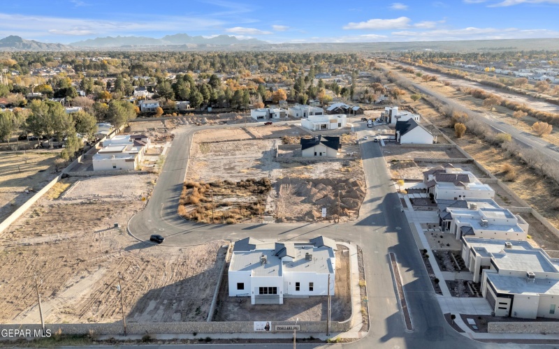 5612 RIO BONITO Circle, El Paso, TX 79932, 4 Bedrooms Bedrooms, ,5 BathroomsBathrooms,Residential,For Sale,5612 RIO BONITO Circle,0,935149