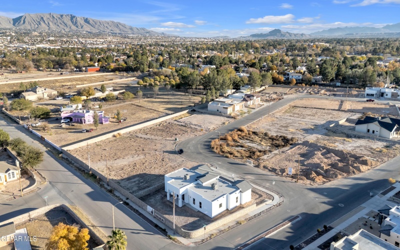 5612 RIO BONITO Circle, El Paso, TX 79932, 4 Bedrooms Bedrooms, ,5 BathroomsBathrooms,Residential,For Sale,5612 RIO BONITO Circle,0,935149