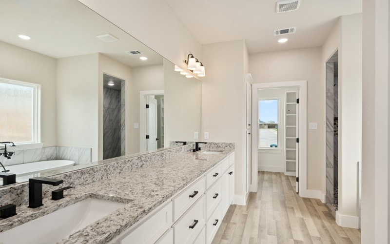 721 Cobblestone Cir, Mabank, TX 75147, 4 Bedrooms Bedrooms, ,2 BathroomsBathrooms,Residential,For Sale,721 Cobblestone Cir,0,108644