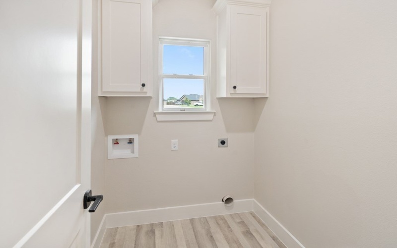 721 Cobblestone Cir, Mabank, TX 75147, 4 Bedrooms Bedrooms, ,2 BathroomsBathrooms,Residential,For Sale,721 Cobblestone Cir,0,108644