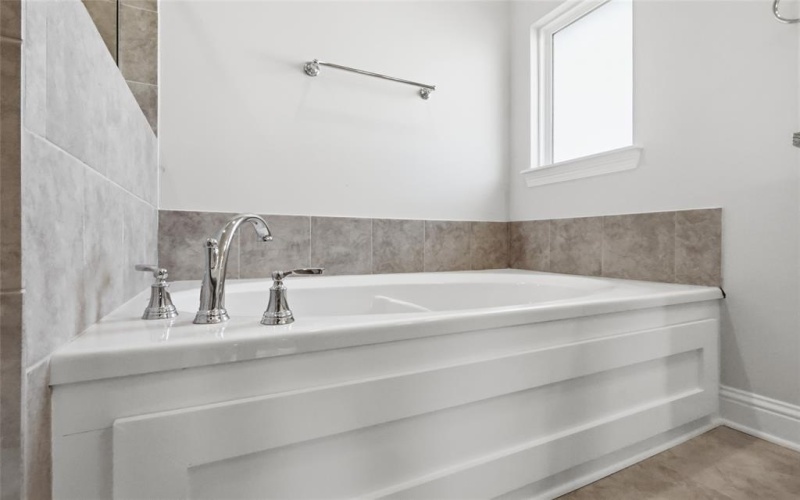 4161 Grassy Lake Drive, Bossier City, LA 71111, 3 Habitaciones Habitaciones , ,2 BañosBaños,Residential,En Venta,4161 Grassy Lake Drive,0,21130539