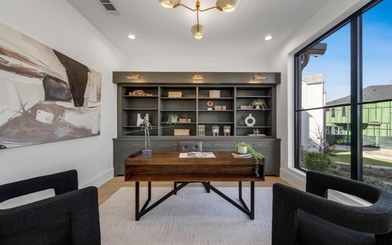 7004 Irongate Lane, Dallas, TX 75214, 5 Bedrooms Bedrooms, ,6 BathroomsBathrooms,Residential,For Sale,7004 Irongate Lane,0,21132447