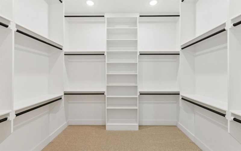 1235 Cedardale Road, Lancaster, TX 75134, 4 Habitaciones Habitaciones , ,2 BañosBaños,Residential,En Venta,1235 Cedardale Road,0,21132528