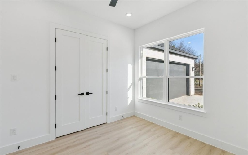 1235 Cedardale Road, Lancaster, TX 75134, 4 Habitaciones Habitaciones , ,2 BañosBaños,Residential,En Venta,1235 Cedardale Road,0,21132528