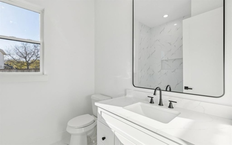 1235 Cedardale Road, Lancaster, TX 75134, 4 Habitaciones Habitaciones , ,2 BañosBaños,Residential,En Venta,1235 Cedardale Road,0,21132528