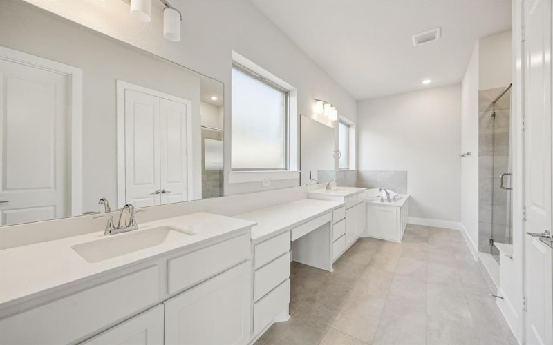 524 Winchester Way, Waxahachie, TX 75165, 4 Habitaciones Habitaciones , ,3 BañosBaños,Residential,En Venta,524 Winchester Way,0,21132667