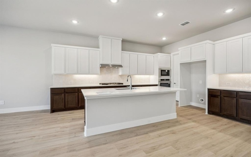 523 Blackwater Trail, Waxahachie, TX 75165, 4 Bedrooms Bedrooms, ,3 BathroomsBathrooms,Residential,For Sale,523 Blackwater Trail,0,21132690