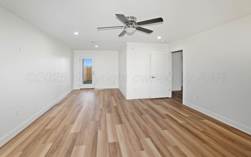 7612 Woodford Avenue, Amarillo, TX 79110, 3 Habitaciones Habitaciones , ,2 BañosBaños,Residential,En Venta,7612 Woodford Avenue,0,25-10111